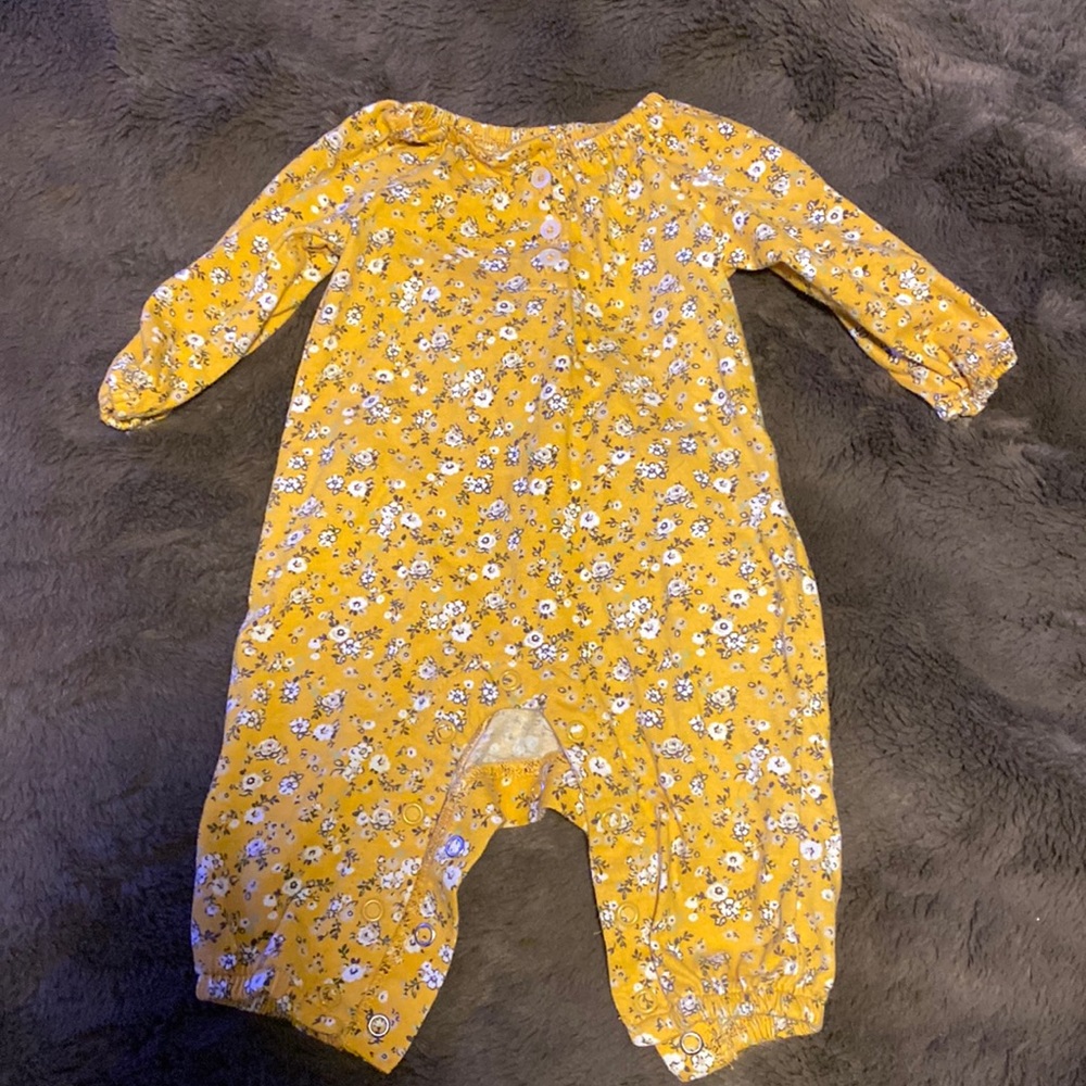 🔥2/$15 Carter’s Bodysuit